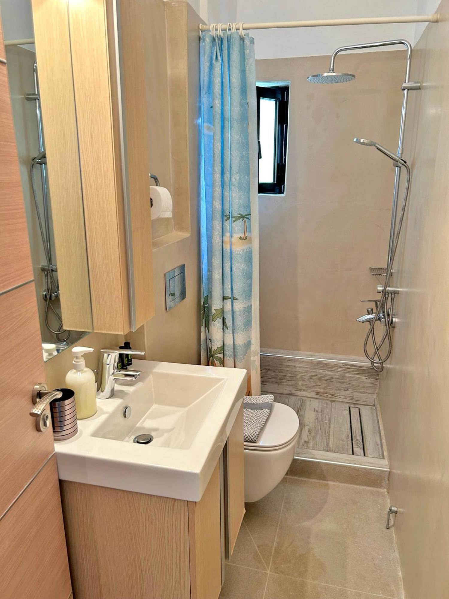 Villa Danae - Seaside Villa with Pool&Hot Tub Piso Livadi Exterior foto