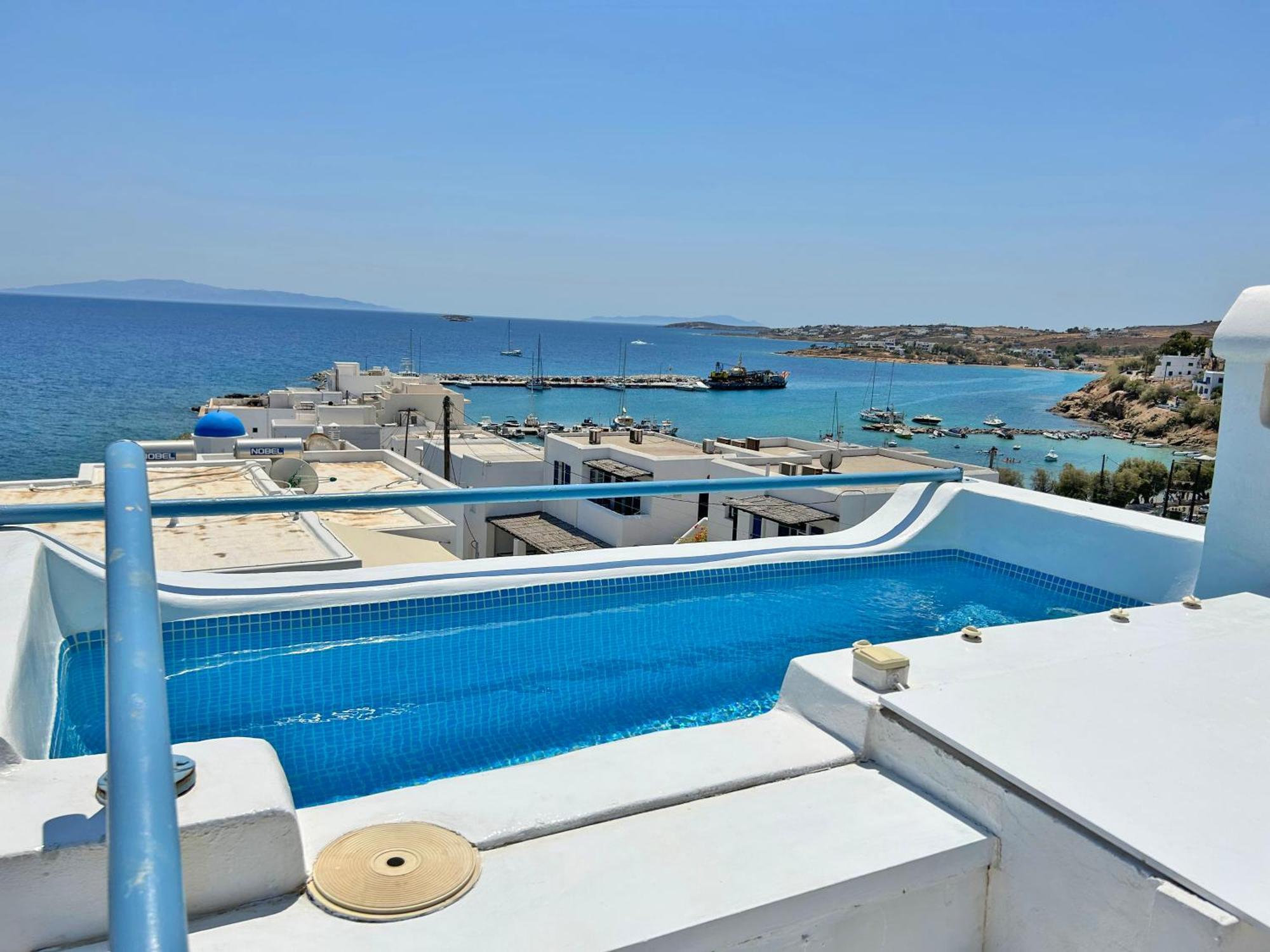 Villa Danae - Seaside Villa with Pool&Hot Tub Piso Livadi Exterior foto